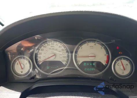 2010 Dodge Grand Caravan Sxt from USA, damaged, VIN 2D4RN5D16AR443692